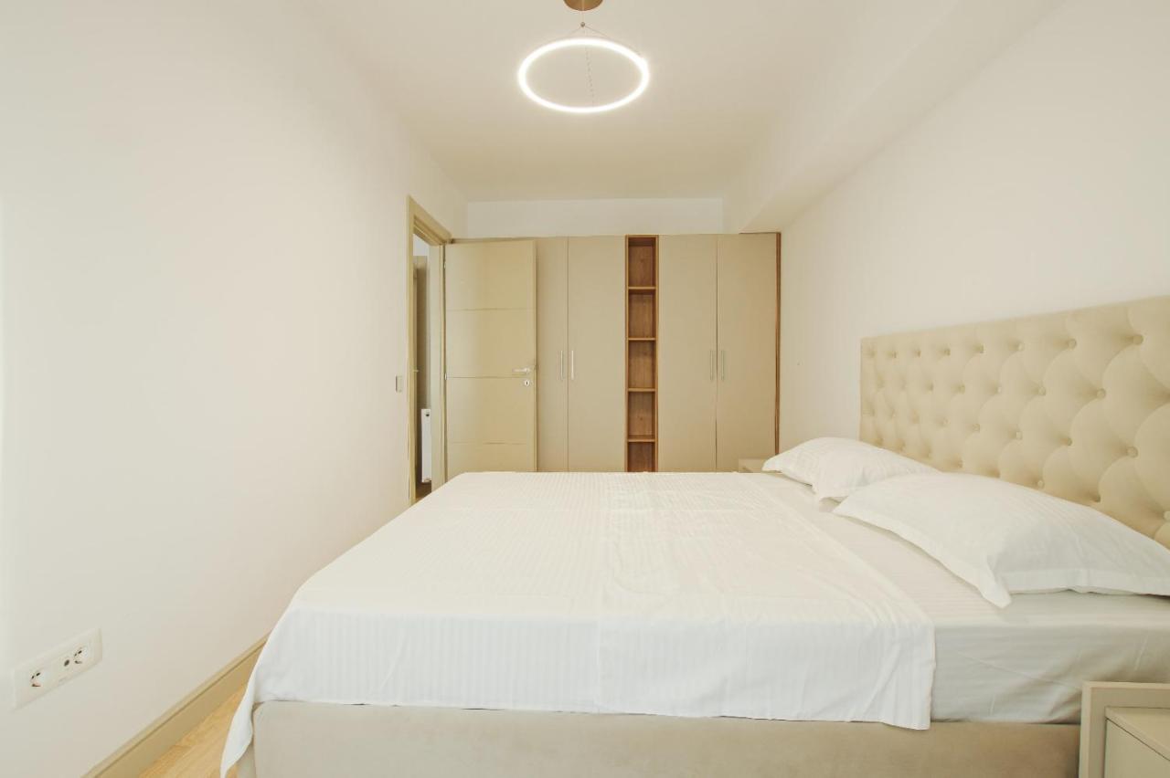 Himson-Beige Apartment ياش المظهر الخارجي الصورة