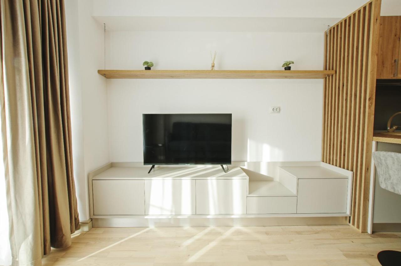 Himson-Beige Apartment ياش المظهر الخارجي الصورة